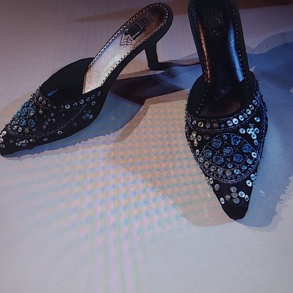 ELLE girl Giselle Beaded Sequined Bohemina Oriental Indian 2.5" heels sz 7 - Picture 2 of 11